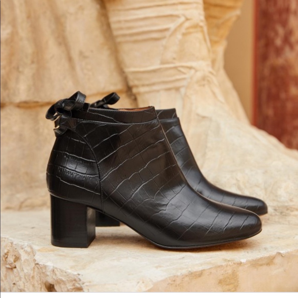 SOLD* NIB Sézane Pamela Ankle Boots size 8 (fr 39) - Picture 1 of 6